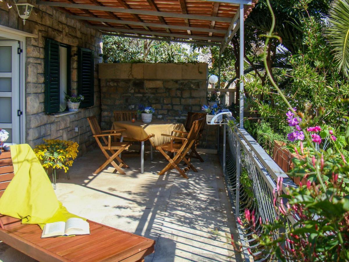 Holiday Home Garden Apartment - Brc650 By Interhome Сумартін Екстер'єр фото