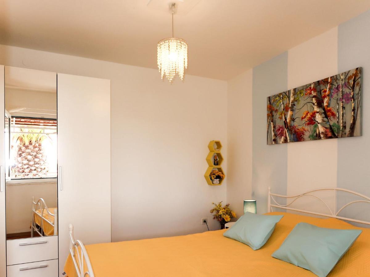 Holiday Home Garden Apartment - Brc650 By Interhome Сумартін Екстер'єр фото